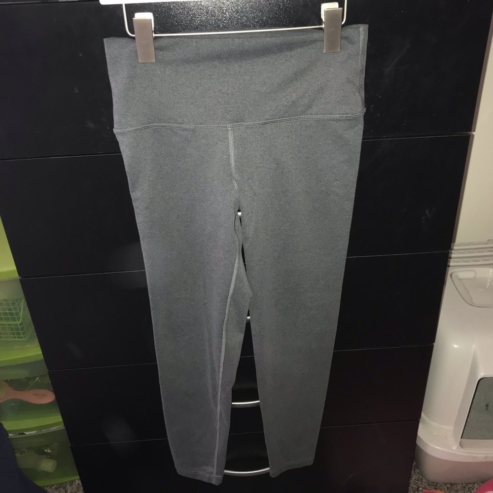 Gray aerie high rise leggings S